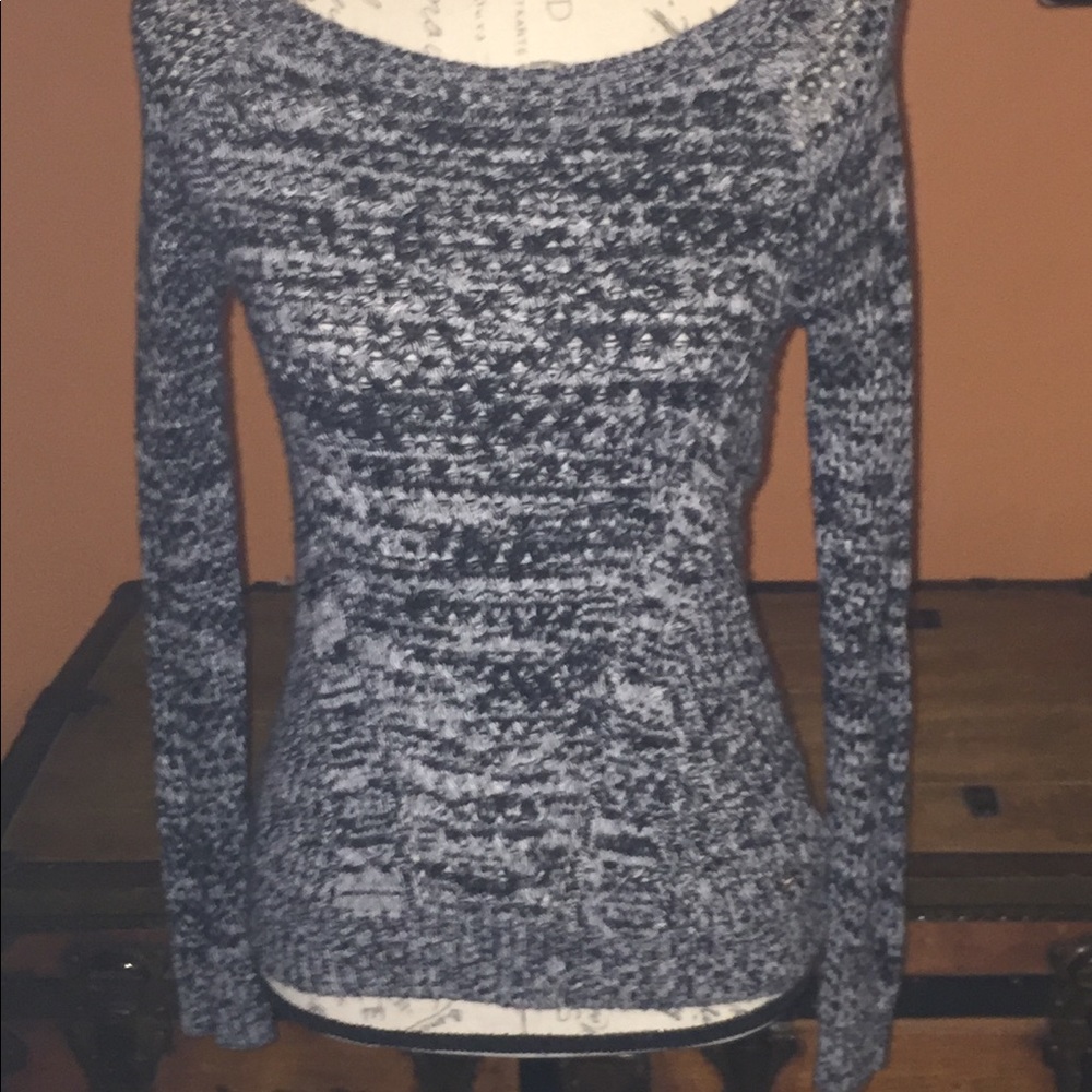 Guess sweater